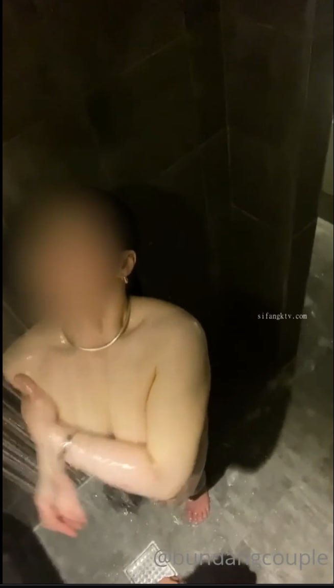 国产AV 精东影业 JD039 爸爸谢谢你收养我